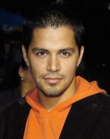 Jay Hernandez